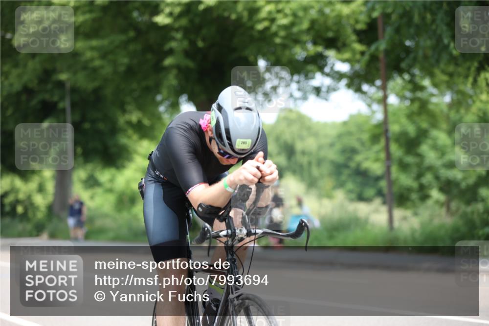 15.06.2025 - 7 Türme Triathlon Yannick Fuchs http://msf.ph/oto/7993694 15.06.2025 12:07:48 Radfahren 280, 282, 285, 292, 333 meine-sportfotos.de