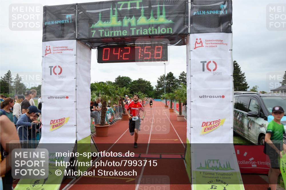 15.06.2025 - 7 Türme Triathlon Michael Strokosch http://msf.ph/oto/7993715 15.06.2025 14:27:58 Ziel 485, 606, 911, 993 meine-sportfotos.de
