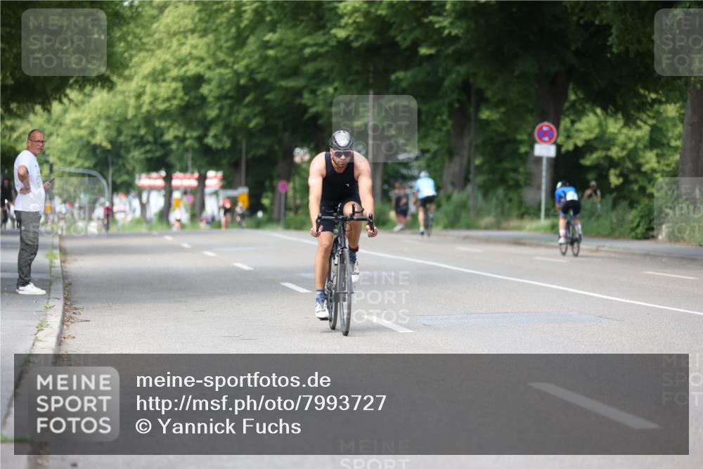 15.06.2025 - 7 Türme Triathlon Yannick Fuchs http://msf.ph/oto/7993727 15.06.2025 13:07:37 Radfahren 295 meine-sportfotos.de