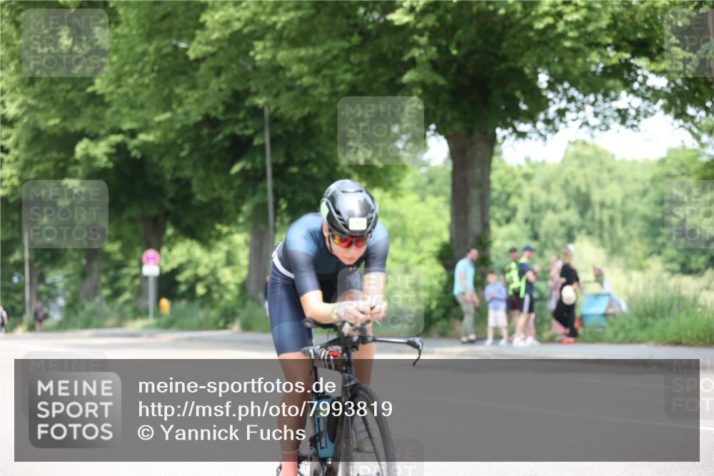 15.06.2025 - 7 Türme Triathlon Yannick Fuchs http://msf.ph/oto/7993819 15.06.2025 12:07:52 Radfahren 280, 285, 292, 295, 333 meine-sportfotos.de