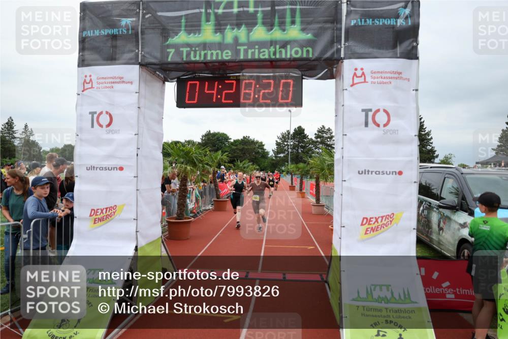15.06.2025 - 7 Türme Triathlon Michael Strokosch http://msf.ph/oto/7993826 15.06.2025 14:28:19 Ziel 799, 831, 1163 meine-sportfotos.de