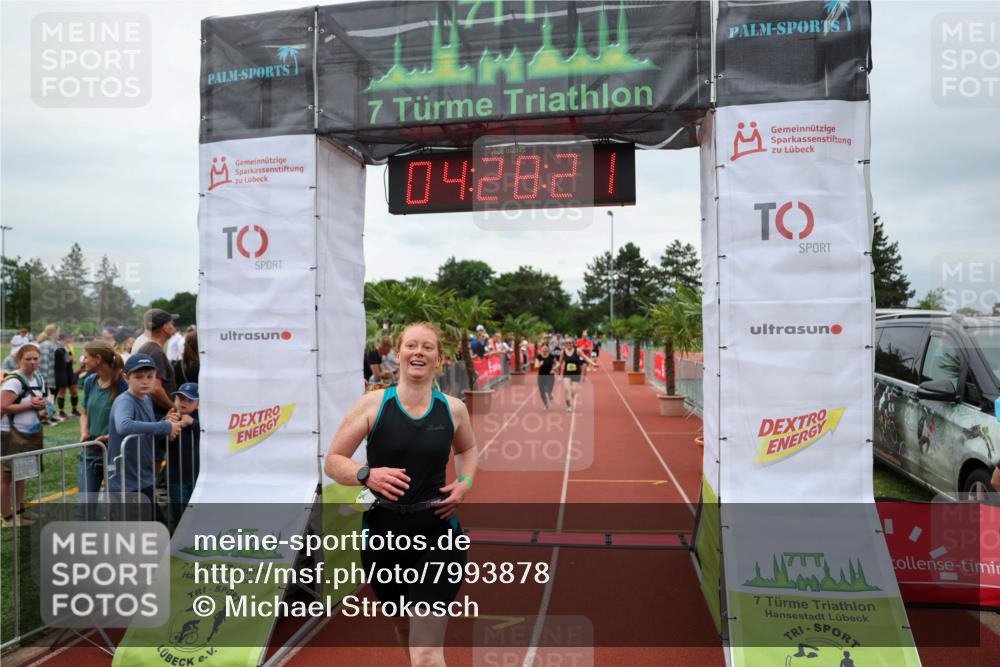15.06.2025 - 7 Türme Triathlon Michael Strokosch http://msf.ph/oto/7993878 15.06.2025 14:28:21 Ziel 799, 831, 1163 meine-sportfotos.de
