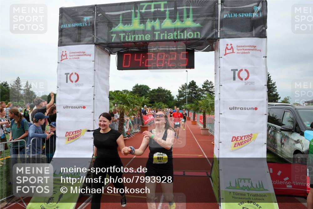 15.06.2025 - 7 Türme Triathlon Michael Strokosch http://msf.ph/oto/7993928 15.06.2025 14:28:25 Ziel 367, 383, 388, 559, 799, 831, 1163 meine-sportfotos.de