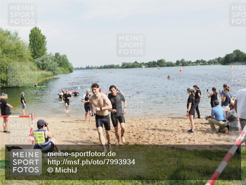 21.06.2025 - 27. Vierlanden-Triathlon MichiJ http://msf.ph/oto/7993934 15.06.2026 09:55:52 Schwimmen 280, 283, 300, 303, 308, 310, 312, 322, 331, 338 meine-sportfotos.de