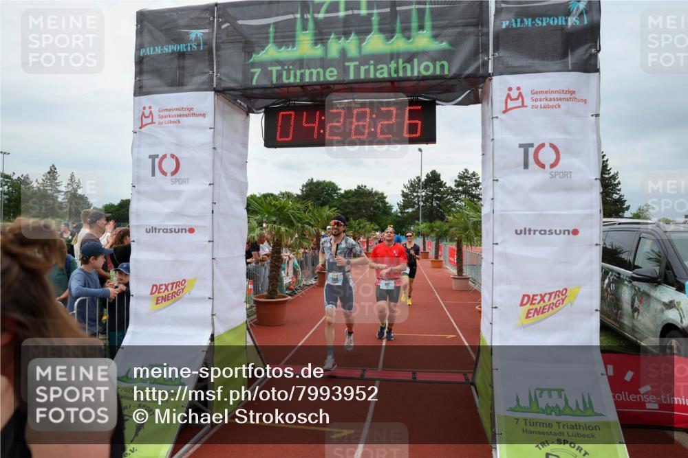 15.06.2025 - 7 Türme Triathlon Michael Strokosch http://msf.ph/oto/7993952 15.06.2025 14:28:26 Ziel 367, 383, 388, 559, 799, 831, 1163 meine-sportfotos.de