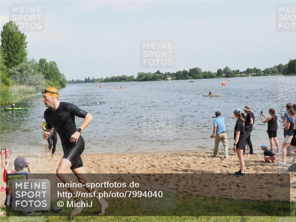 21.06.2025 - 27. Vierlanden-Triathlon MichiJ http://msf.ph/oto/7994040 15.06.2026 09:55:57 Schwimmen 268, 280, 283, 308, 310, 312, 322, 331, 338 meine-sportfotos.de