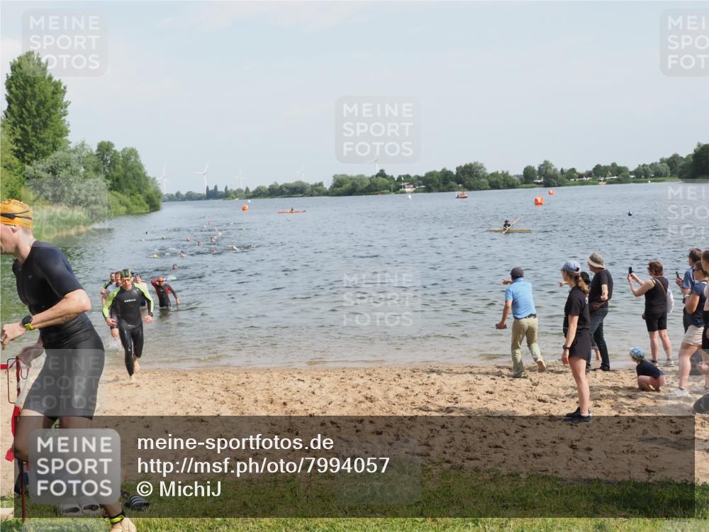 21.06.2025 - 27. Vierlanden-Triathlon MichiJ http://msf.ph/oto/7994057 15.06.2026 09:55:57 Schwimmen 268, 280, 283, 308, 310, 312, 322, 331, 338 meine-sportfotos.de