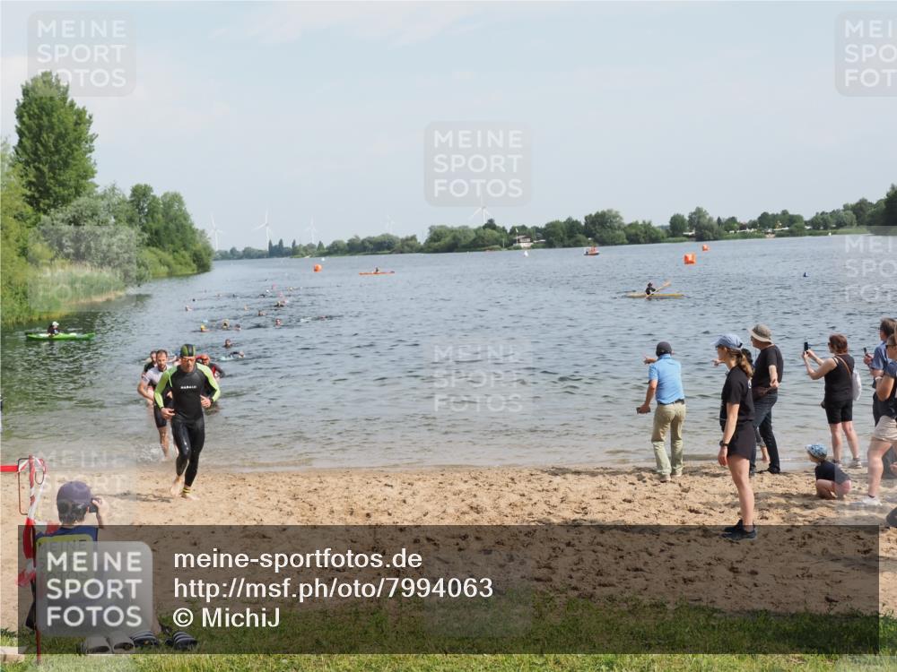 21.06.2025 - 27. Vierlanden-Triathlon MichiJ http://msf.ph/oto/7994063 15.06.2026 09:55:57 Schwimmen 268, 280, 283, 308, 310, 312, 322, 331, 338 meine-sportfotos.de