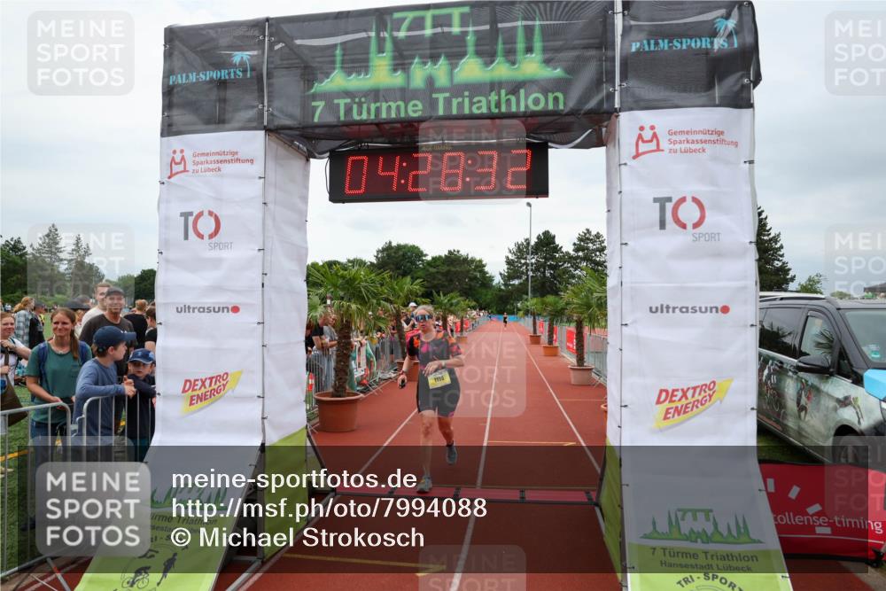 15.06.2025 - 7 Türme Triathlon Michael Strokosch http://msf.ph/oto/7994088 15.06.2025 14:28:32 Ziel 367, 383, 388, 559, 1196 meine-sportfotos.de