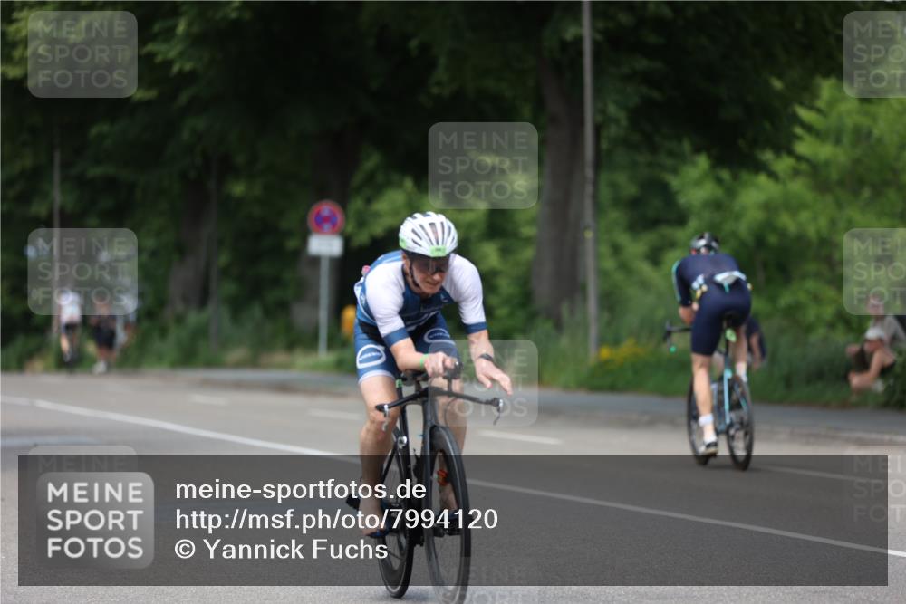15.06.2025 - 7 Türme Triathlon Yannick Fuchs http://msf.ph/oto/7994120 15.06.2025 13:08:04 Radfahren 299, 552 meine-sportfotos.de