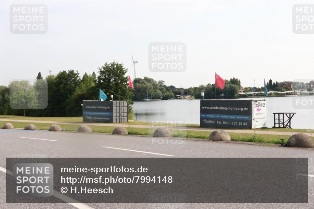 15.06.2025 - 27. Vierlanden-Triathlon H.Heesch http://msf.ph/oto/7994148 15.06.2025 09:07:04 Radfahren  meine-sportfotos.de
