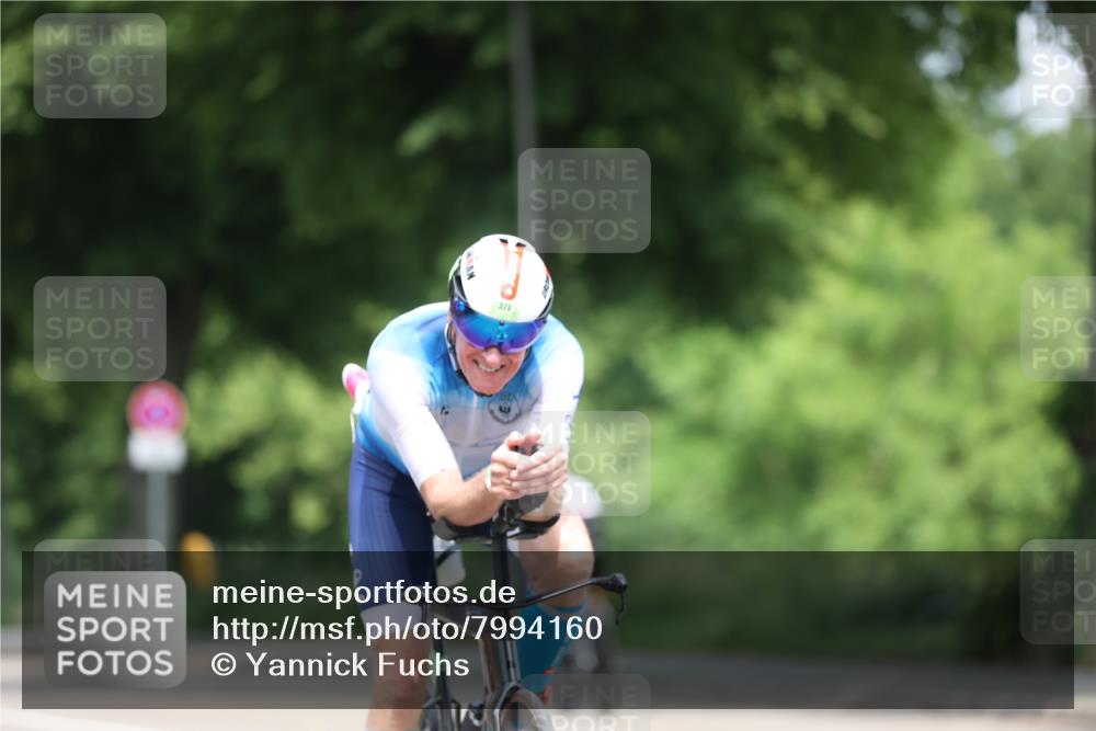 15.06.2025 - 7 Türme Triathlon Yannick Fuchs http://msf.ph/oto/7994160 15.06.2025 12:08:31 Radfahren 220, 221, 299, 337 meine-sportfotos.de