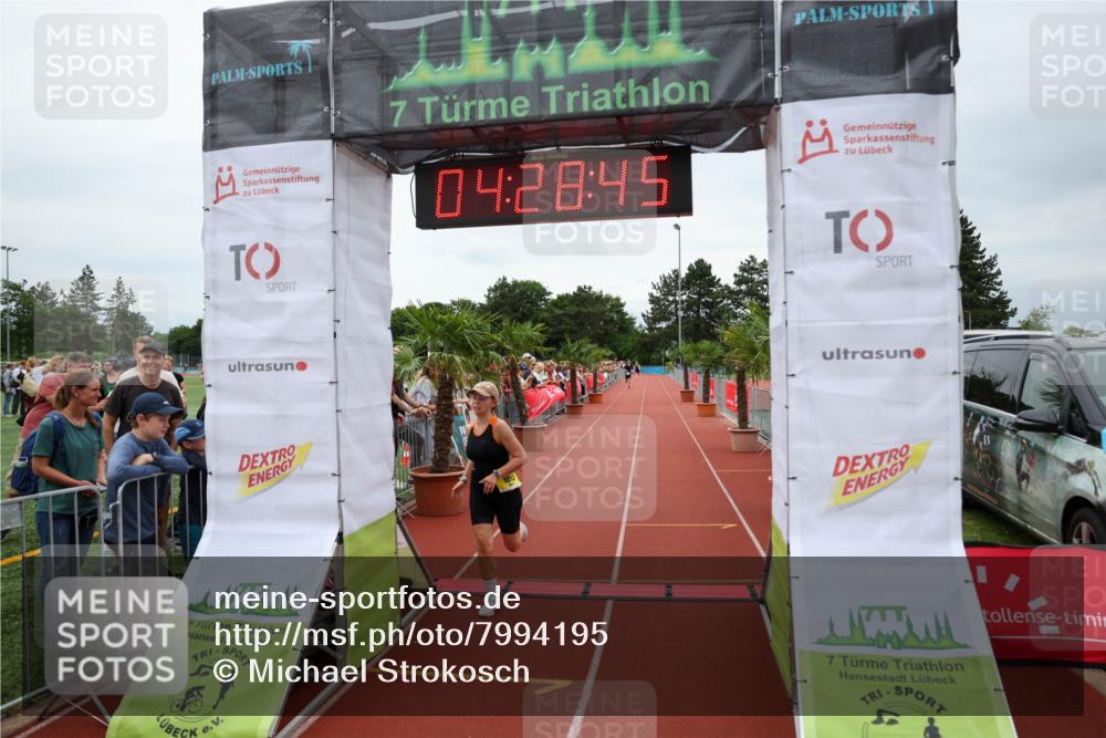 15.06.2025 - 7 Türme Triathlon Michael Strokosch http://msf.ph/oto/7994195 15.06.2025 14:28:45 Ziel 1053 meine-sportfotos.de
