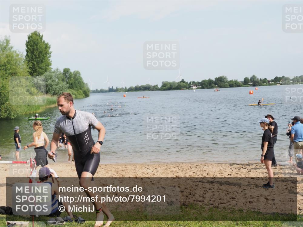 21.06.2025 - 27. Vierlanden-Triathlon MichiJ http://msf.ph/oto/7994201 15.06.2026 09:56:02 Schwimmen 268, 277, 285, 308, 310, 312, 357 meine-sportfotos.de