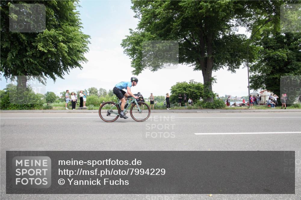 15.06.2025 - 7 Türme Triathlon Yannick Fuchs http://msf.ph/oto/7994229 15.06.2025 13:34:15 Radfahren 531, 801, 942 meine-sportfotos.de