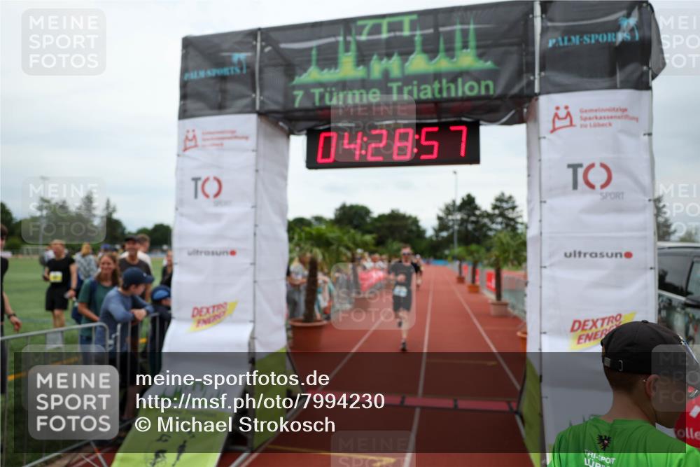 15.06.2025 - 7 Türme Triathlon Michael Strokosch http://msf.ph/oto/7994230 15.06.2025 14:28:57 Ziel 471, 1015 meine-sportfotos.de