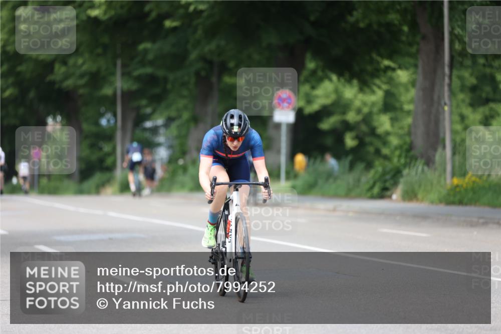 15.06.2025 - 7 Türme Triathlon Yannick Fuchs http://msf.ph/oto/7994252 15.06.2025 13:08:10 Radfahren 321, 338, 552, 600, 603, 1065 meine-sportfotos.de