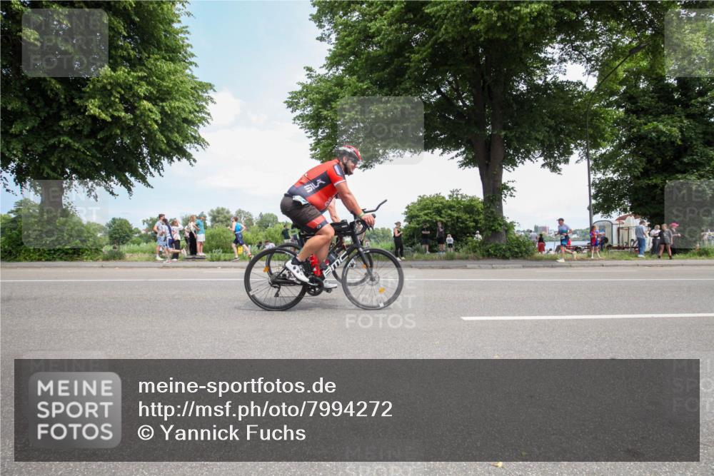 15.06.2025 - 7 Türme Triathlon Yannick Fuchs http://msf.ph/oto/7994272 15.06.2025 13:34:47 Radfahren  meine-sportfotos.de