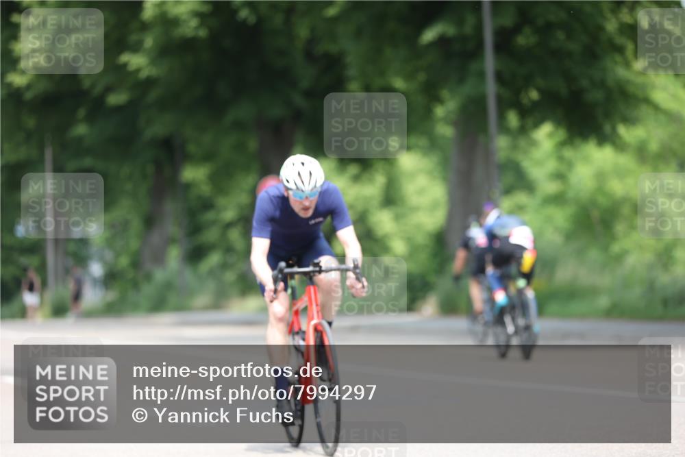 15.06.2025 - 7 Türme Triathlon Yannick Fuchs http://msf.ph/oto/7994297 15.06.2025 12:09:18 Radfahren 285, 292, 306 meine-sportfotos.de