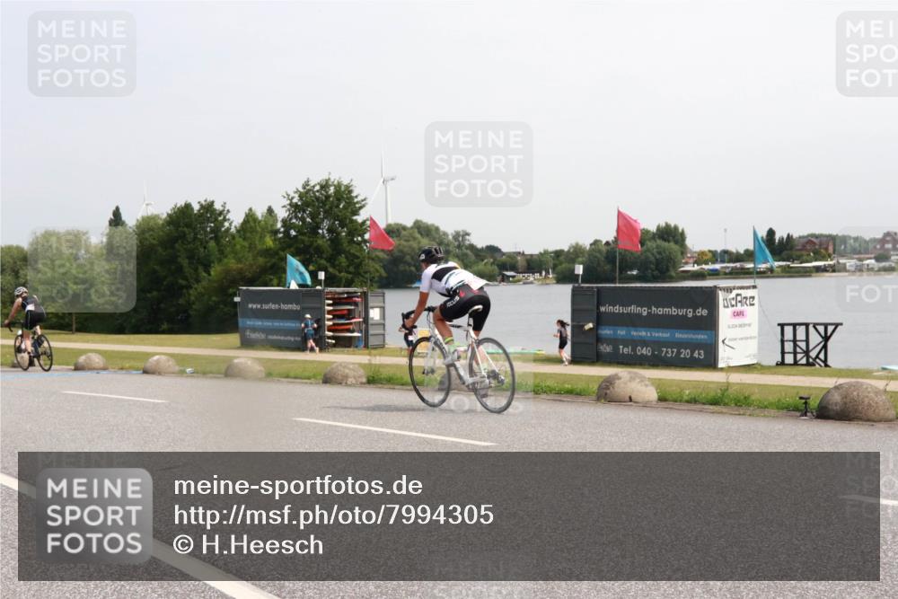 21.06.2025 - 27. Vierlanden-Triathlon H.Heesch http://msf.ph/oto/7994305 15.06.2025 11:21:26 Radfahren 248, 928 meine-sportfotos.de