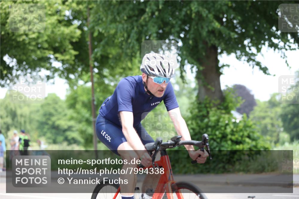 15.06.2025 - 7 Türme Triathlon Yannick Fuchs http://msf.ph/oto/7994338 15.06.2025 12:09:19 Radfahren 285, 292, 306 meine-sportfotos.de