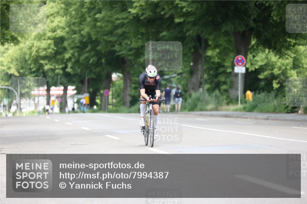 15.06.2025 - 7 Türme Triathlon Yannick Fuchs http://msf.ph/oto/7994387 15.06.2025 12:10:26 Radfahren  meine-sportfotos.de