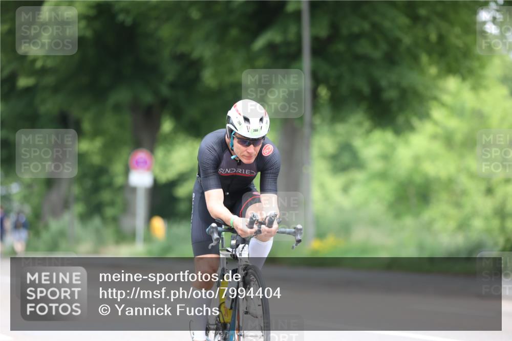 15.06.2025 - 7 Türme Triathlon Yannick Fuchs http://msf.ph/oto/7994404 15.06.2025 12:10:27 Radfahren  meine-sportfotos.de
