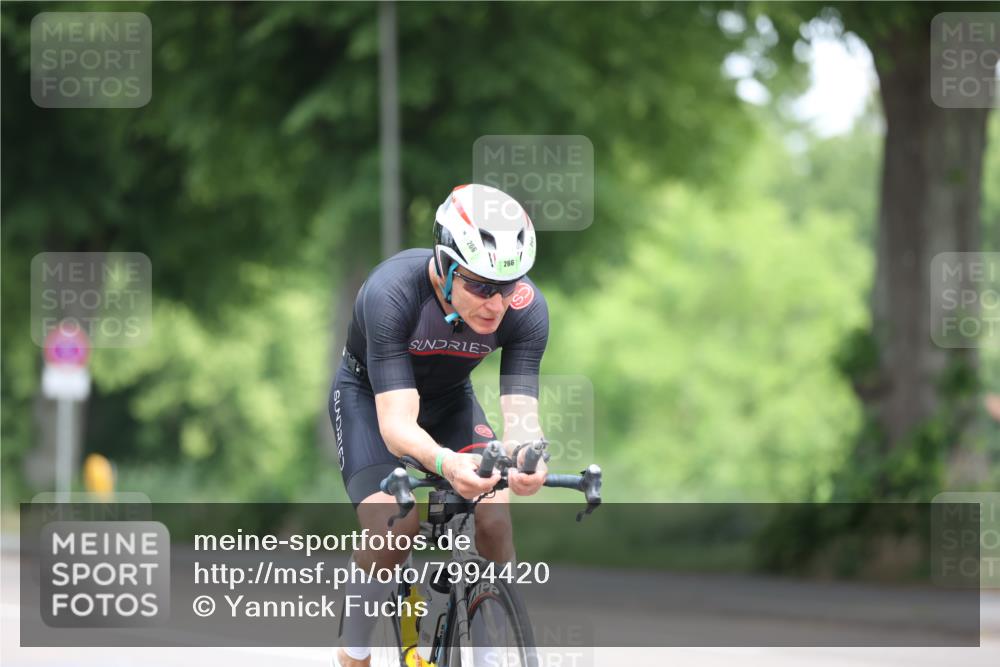 15.06.2025 - 7 Türme Triathlon Yannick Fuchs http://msf.ph/oto/7994420 15.06.2025 12:10:27 Radfahren  meine-sportfotos.de