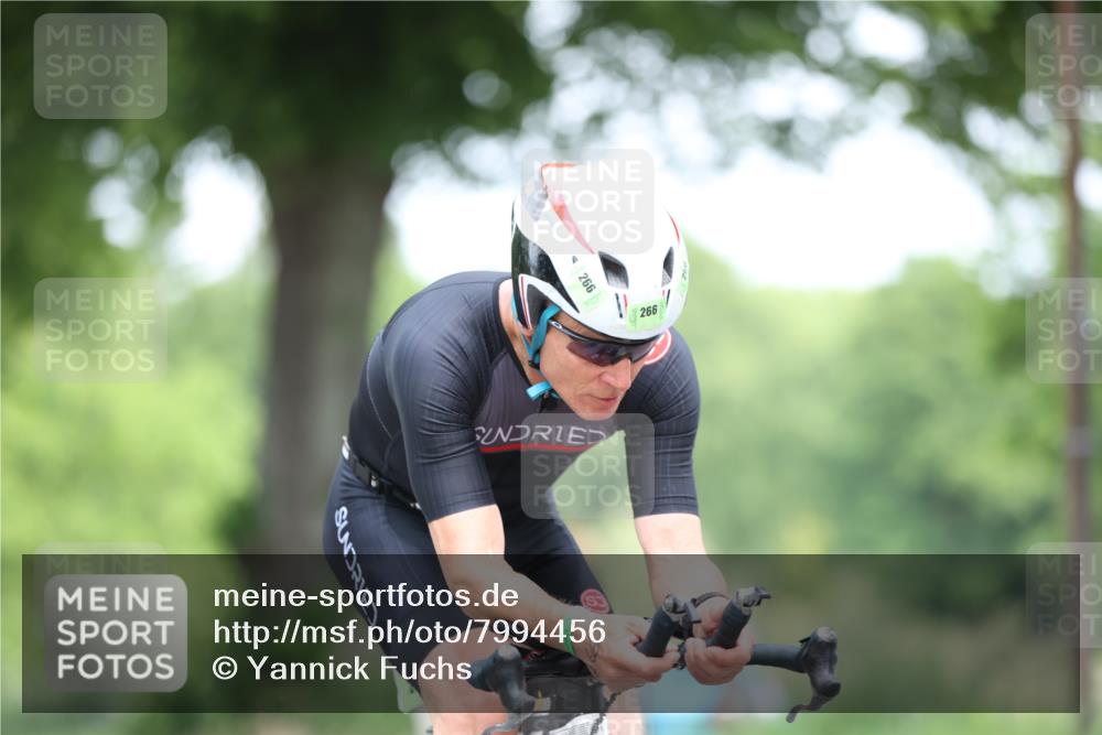 15.06.2025 - 7 Türme Triathlon Yannick Fuchs http://msf.ph/oto/7994456 15.06.2025 12:10:28 Radfahren  meine-sportfotos.de