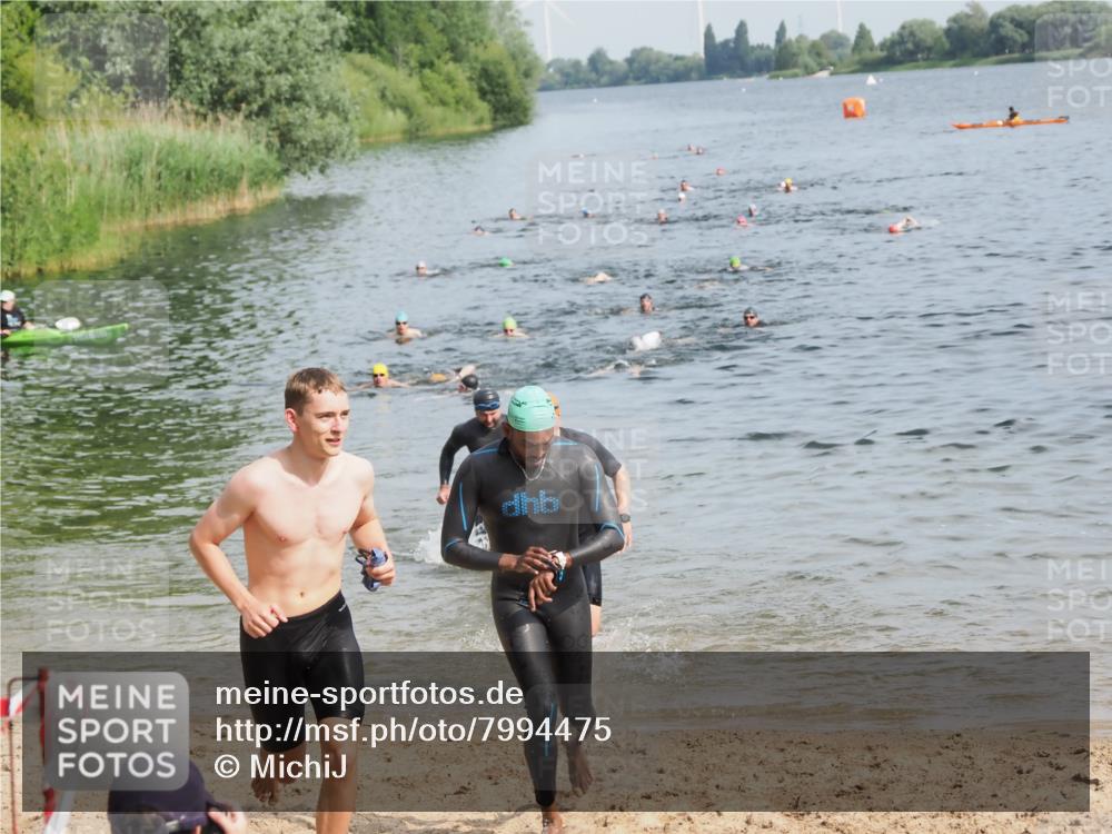 21.06.2025 - 27. Vierlanden-Triathlon MichiJ http://msf.ph/oto/7994475 15.06.2026 09:56:17 Schwimmen 260, 277, 314, 315, 323, 349, 438 meine-sportfotos.de
