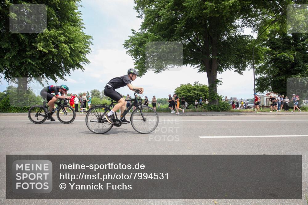 15.06.2025 - 7 Türme Triathlon Yannick Fuchs http://msf.ph/oto/7994531 15.06.2025 13:36:16 Radfahren 464, 1088, 1111, 1134 meine-sportfotos.de