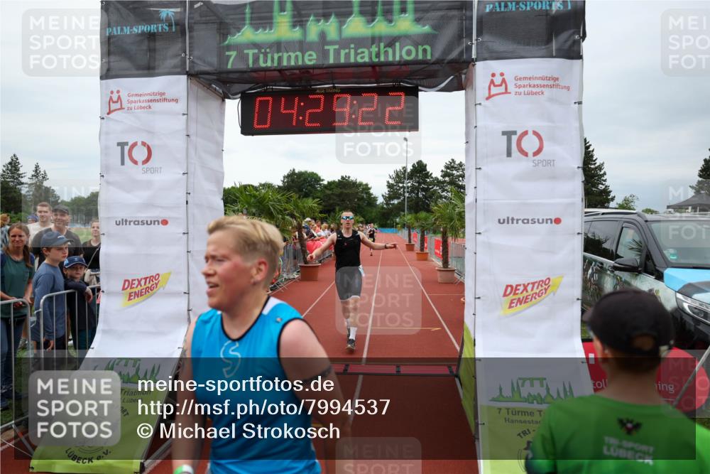 15.06.2025 - 7 Türme Triathlon Michael Strokosch http://msf.ph/oto/7994537 15.06.2025 14:29:22 Ziel 502, 626 meine-sportfotos.de