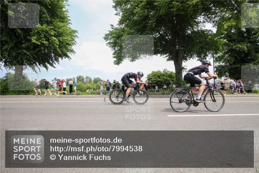 15.06.2025 - 7 Türme Triathlon Yannick Fuchs http://msf.ph/oto/7994538 15.06.2025 13:36:16 Radfahren 464, 1088, 1111, 1134 meine-sportfotos.de