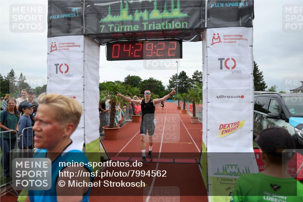 15.06.2025 - 7 Türme Triathlon Michael Strokosch http://msf.ph/oto/7994562 15.06.2025 14:29:22 Ziel 502, 626 meine-sportfotos.de