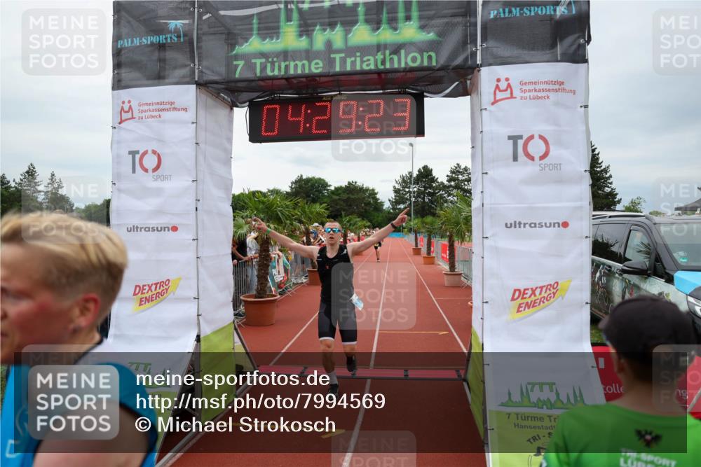 15.06.2025 - 7 Türme Triathlon Michael Strokosch http://msf.ph/oto/7994569 15.06.2025 14:29:22 Ziel 502, 626 meine-sportfotos.de