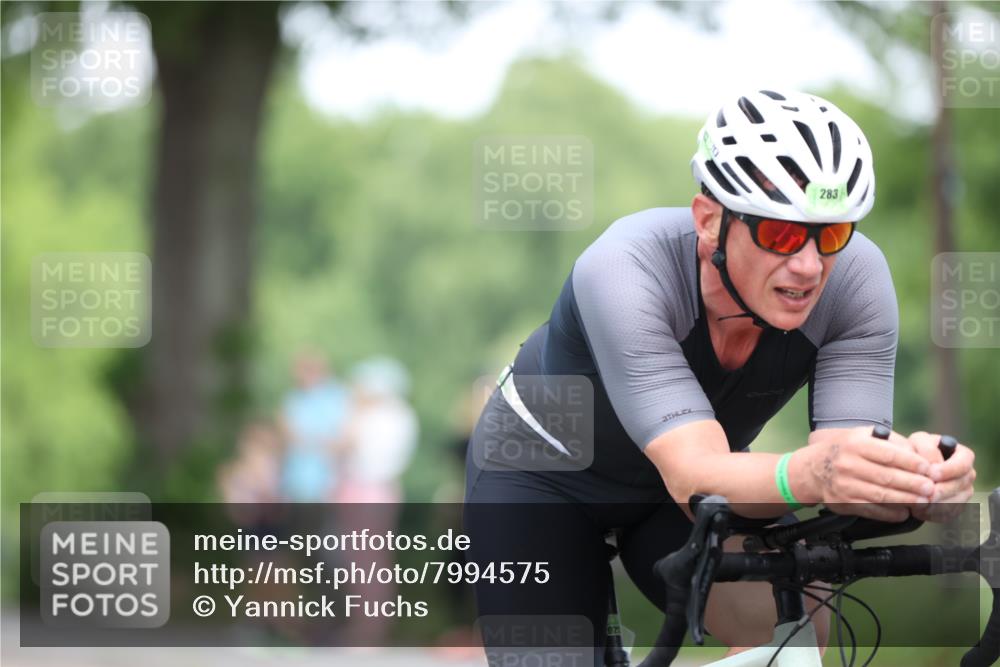 15.06.2025 - 7 Türme Triathlon Yannick Fuchs http://msf.ph/oto/7994575 15.06.2025 12:11:01 Radfahren 263 meine-sportfotos.de