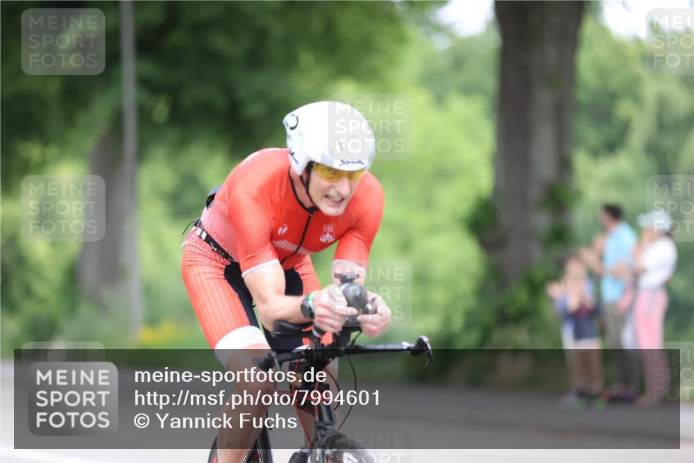 15.06.2025 - 7 Türme Triathlon Yannick Fuchs http://msf.ph/oto/7994601 15.06.2025 12:11:03 Radfahren 251, 263 meine-sportfotos.de