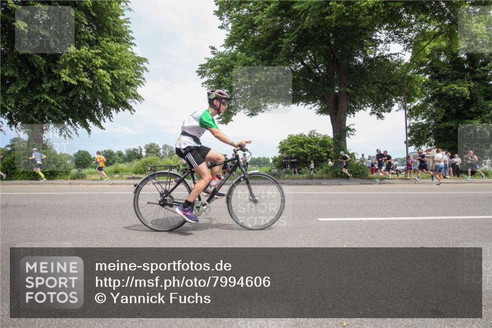15.06.2025 - 7 Türme Triathlon Yannick Fuchs http://msf.ph/oto/7994606 15.06.2025 13:36:47 Radfahren 837 meine-sportfotos.de