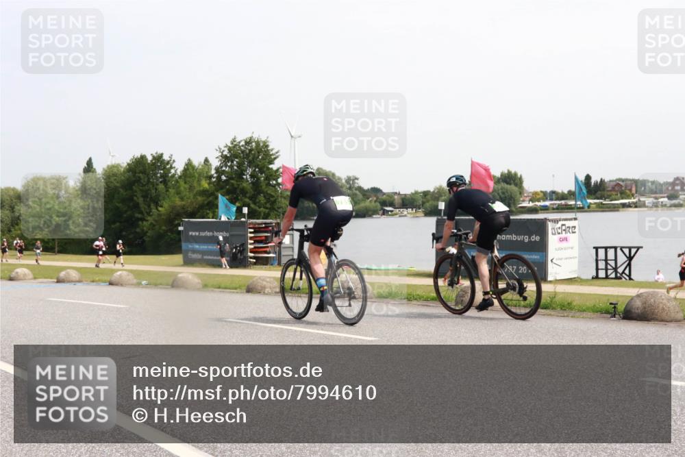 21.06.2025 - 27. Vierlanden-Triathlon H.Heesch http://msf.ph/oto/7994610 15.06.2025 11:22:41 Radfahren 74, 791, 951 meine-sportfotos.de