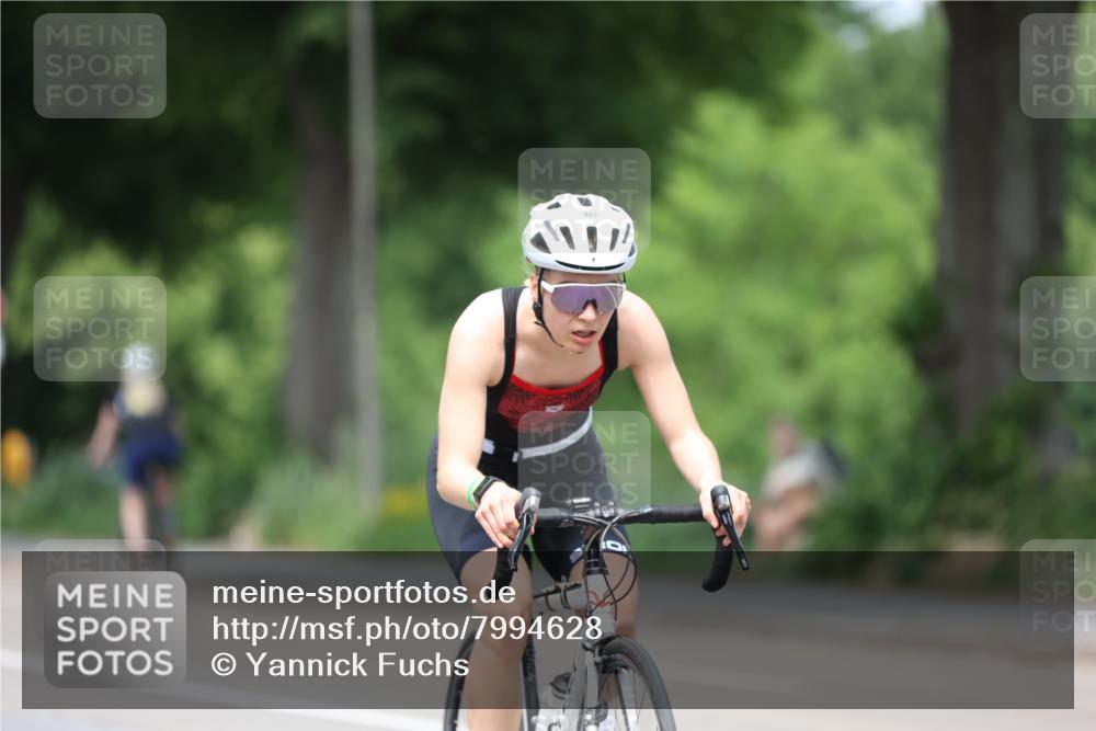 15.06.2025 - 7 Türme Triathlon Yannick Fuchs http://msf.ph/oto/7994628 15.06.2025 13:09:25 Radfahren 403, 1025, 1111, 1123 meine-sportfotos.de