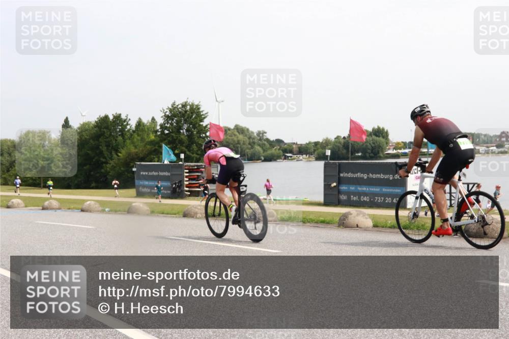 21.06.2025 - 27. Vierlanden-Triathlon H.Heesch http://msf.ph/oto/7994633 15.06.2025 11:22:56 Radfahren 109, 776 meine-sportfotos.de
