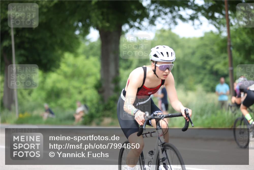 15.06.2025 - 7 Türme Triathlon Yannick Fuchs http://msf.ph/oto/7994650 15.06.2025 13:09:26 Radfahren 403, 1025, 1111, 1123 meine-sportfotos.de