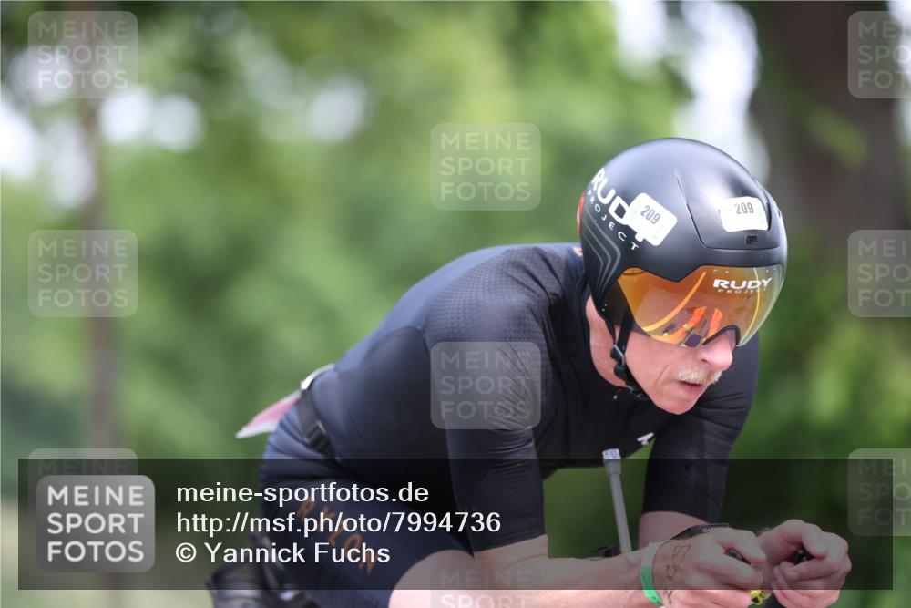 15.06.2025 - 7 Türme Triathlon Yannick Fuchs http://msf.ph/oto/7994736 15.06.2025 12:11:51 Radfahren  meine-sportfotos.de