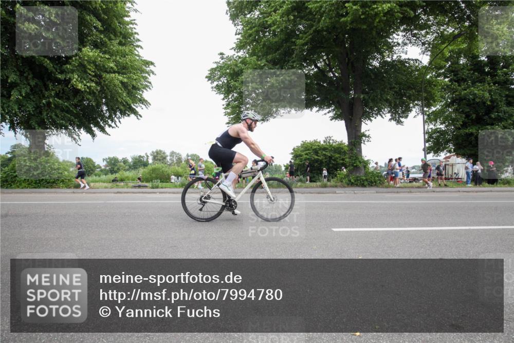 15.06.2025 - 7 Türme Triathlon Yannick Fuchs http://msf.ph/oto/7994780 15.06.2025 13:38:02 Radfahren 544, 812, 944 meine-sportfotos.de
