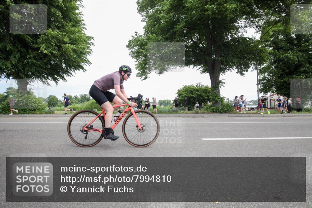 15.06.2025 - 7 Türme Triathlon Yannick Fuchs http://msf.ph/oto/7994810 15.06.2025 13:38:10 Radfahren 544 meine-sportfotos.de