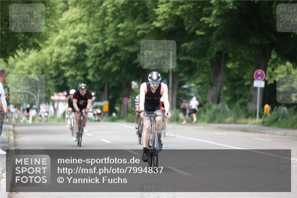 15.06.2025 - 7 Türme Triathlon Yannick Fuchs http://msf.ph/oto/7994837 15.06.2025 13:09:46 Radfahren 222, 382, 555, 603, 658, 670 meine-sportfotos.de