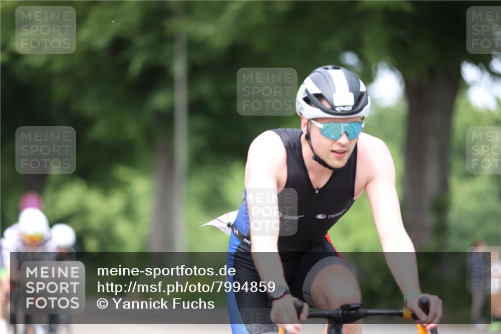 15.06.2025 - 7 Türme Triathlon Yannick Fuchs http://msf.ph/oto/7994859 15.06.2025 13:09:47 Radfahren 222, 382, 555, 603, 658, 670 meine-sportfotos.de
