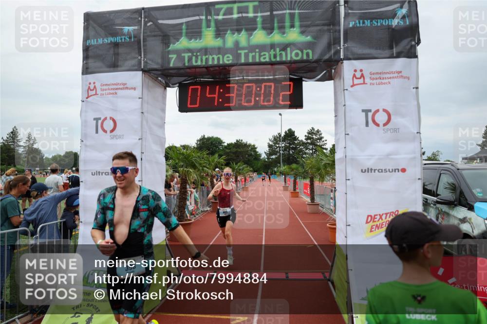 15.06.2025 - 7 Türme Triathlon Michael Strokosch http://msf.ph/oto/7994884 15.06.2025 14:30:02 Ziel 398, 403 meine-sportfotos.de