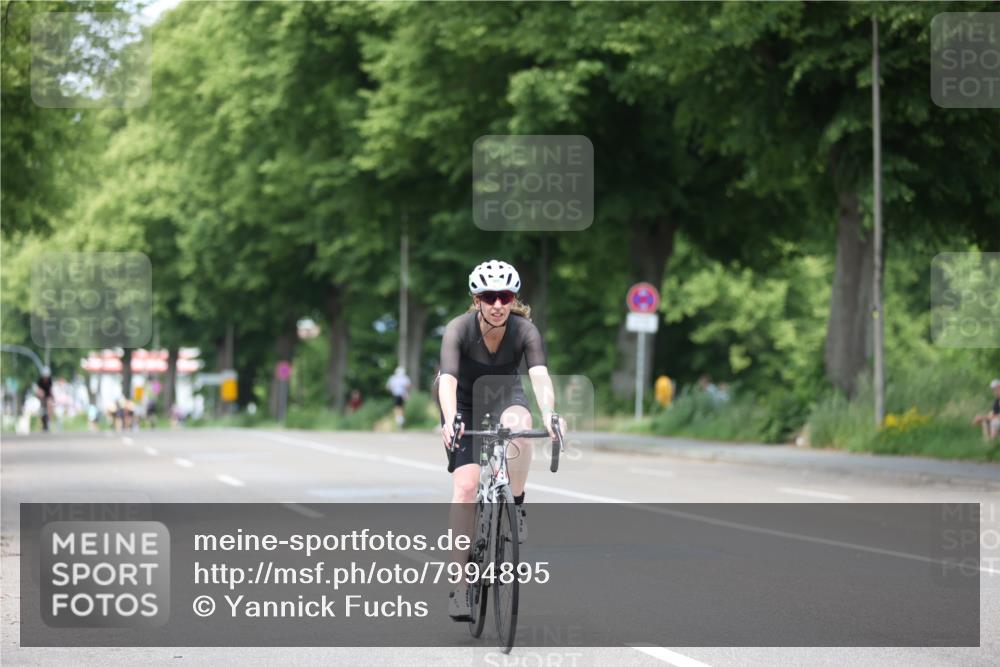 15.06.2025 - 7 Türme Triathlon Yannick Fuchs http://msf.ph/oto/7994895 15.06.2025 13:09:49 Radfahren 222, 382, 555, 603, 658, 670 meine-sportfotos.de