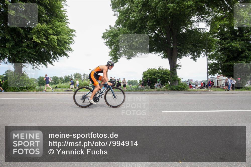 15.06.2025 - 7 Türme Triathlon Yannick Fuchs http://msf.ph/oto/7994914 15.06.2025 13:38:45 Radfahren 303, 1130 meine-sportfotos.de